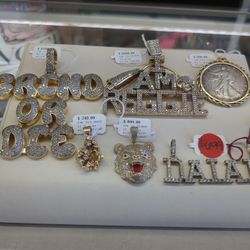 14k10k Diamond Pendant Different Grams Different Pieces If You Are Interested Please Ask For Maribel Thank You 