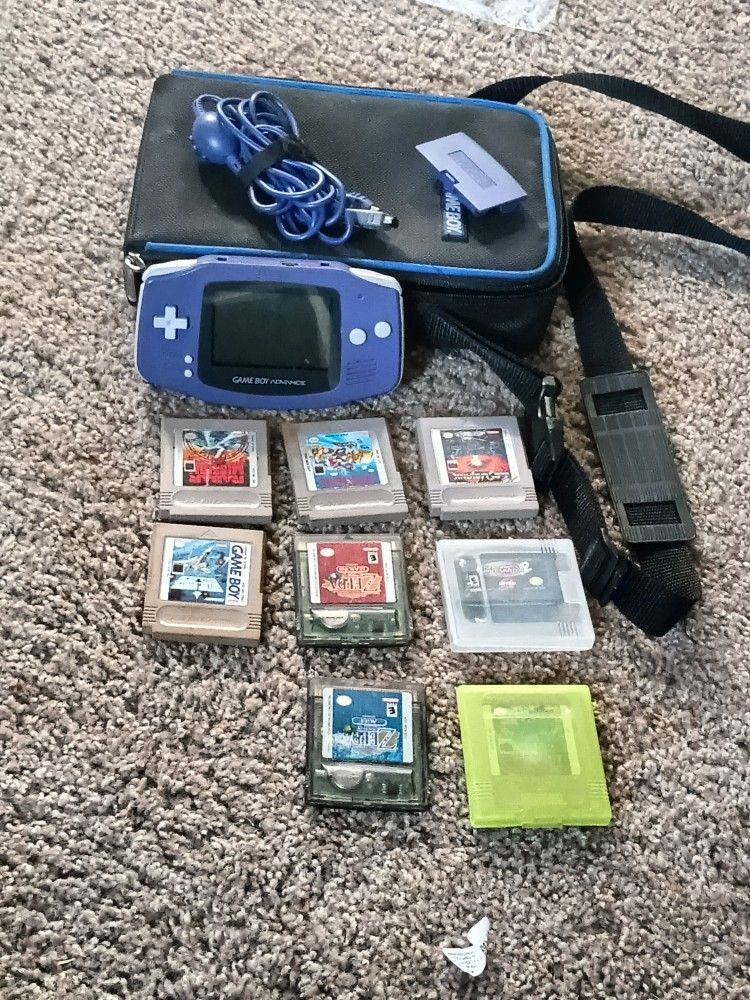 Game Boy. + 8 Games