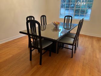 Dining Table with 6 Chairs