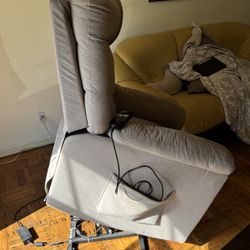 Reclining Lift Chair