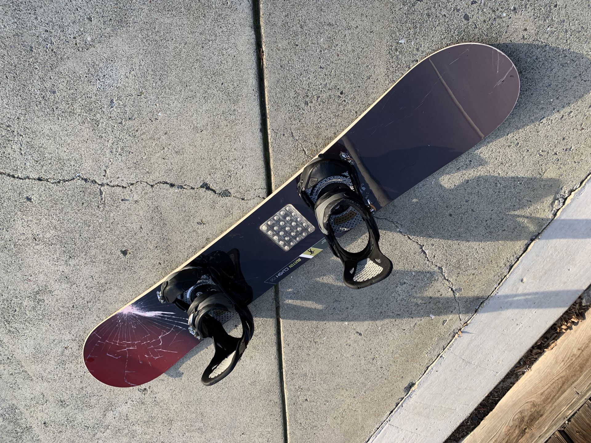 Burton Snowboard Clash 158 cm w/Burton Lrg size bindings