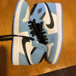 University Blue Jordan 1 Sz 3y