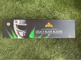 Bandai Mighty Morphin Power Rangers Legacy Blade Blaster Limited Black Edition
