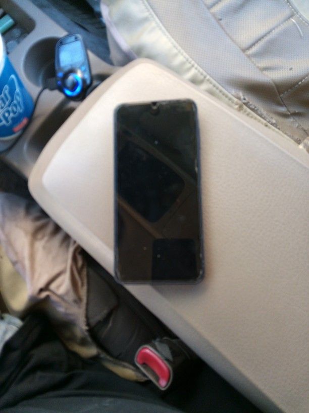 Samsung Galaxyyy A1617