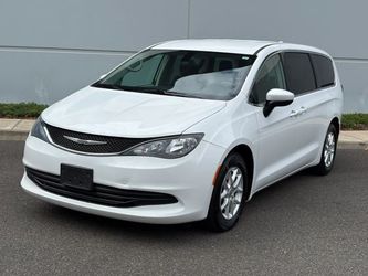 2020 Chrysler Voyager