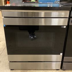 Samsung Bespoke Smart Slide In Induction Range 