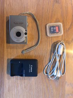 Canon PowerShot SD1000 digital camera