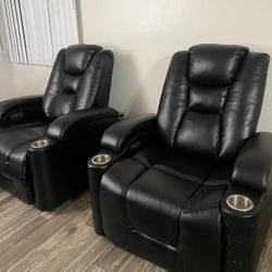 Recliner Chairs 