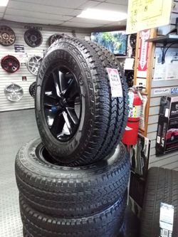18 inch rims and tires  !!!!!JEEP WRANGLER!!!!!