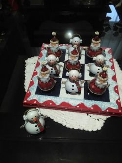 Vendo este juego de ajedres navideno de home Intirior