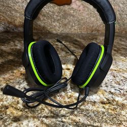 New Turtle Beach Ear Force XO Four Gaming Headset For Xbox One Microphone