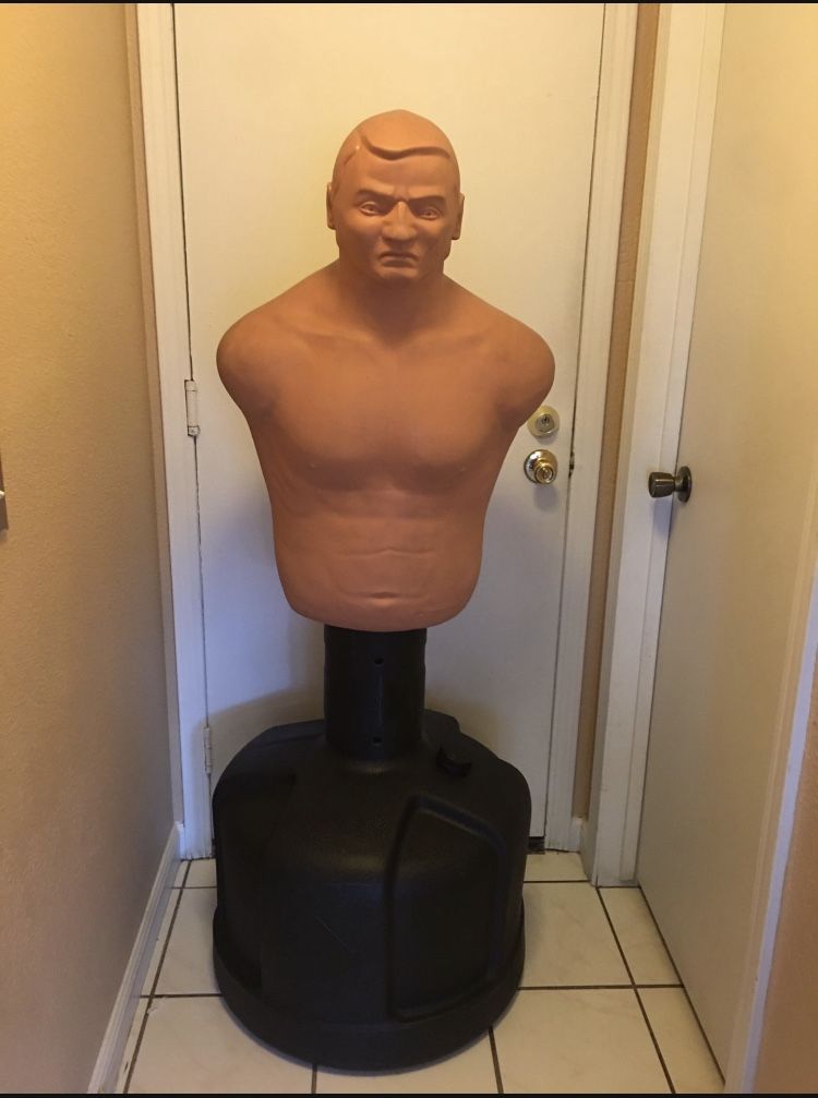 CENTURY BOB BADY PUNCHING BAG FILLED WITH WATER OR SAND MMA 6 FEET TALL