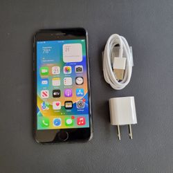 iPhone 8 256gb - UNLOCKED - Like New