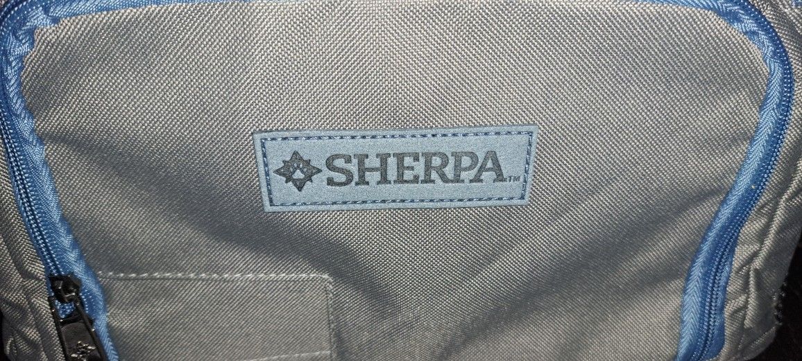 Pet Backpack & Pet Carrier 