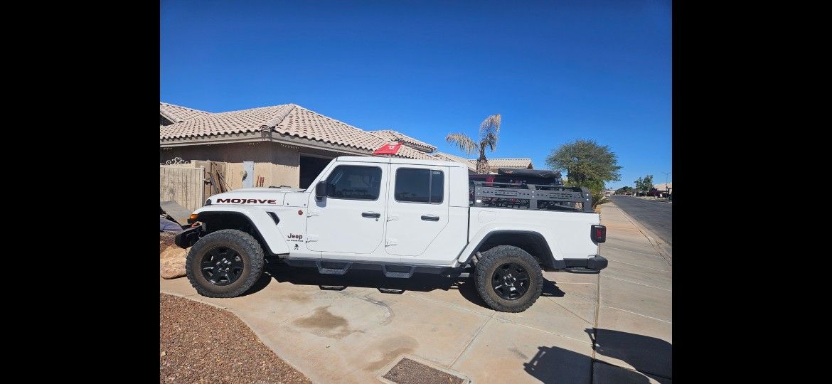 FISH BONE Gladiator Bed Rack