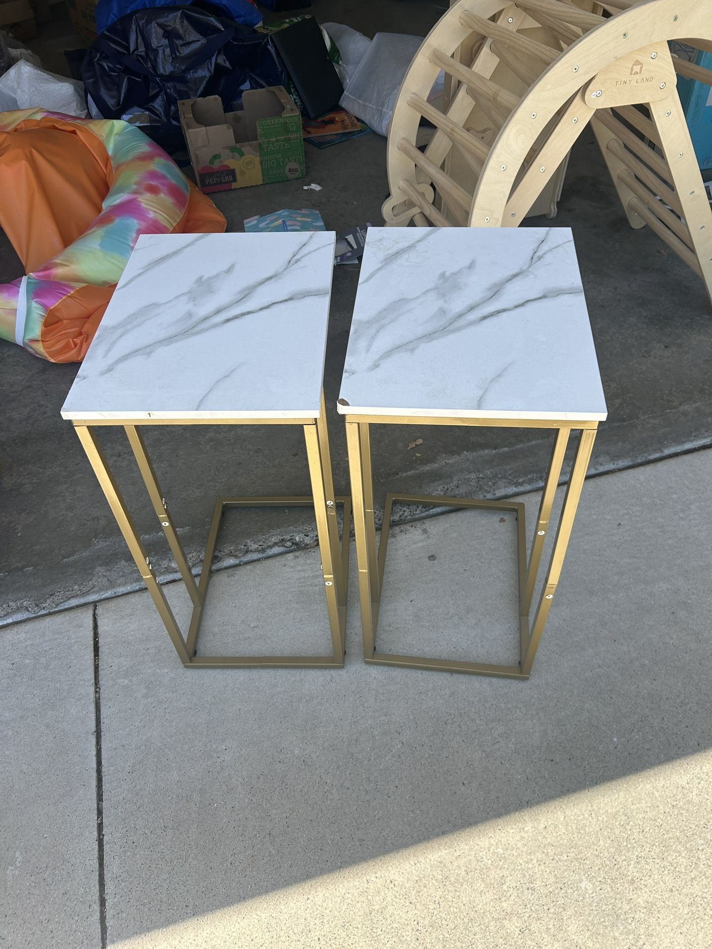 Free Couch Side Tables