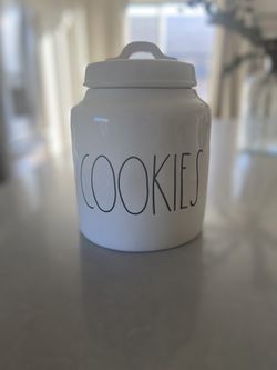 Rae Dunn Canister