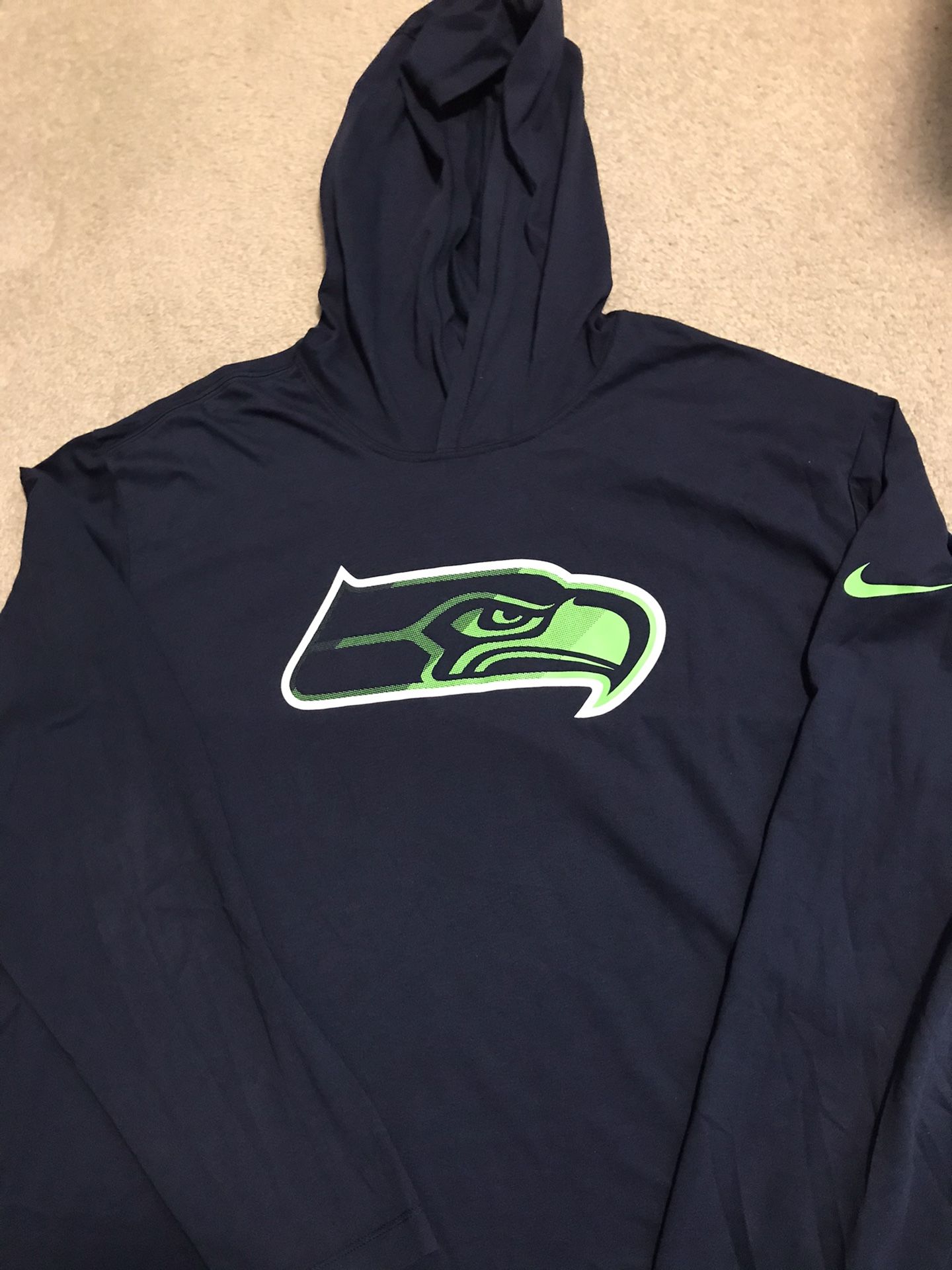 Seattle Seahawks Mens Medium Nike Dri-Fit Hoodie Gray Long Sleeve for Sale  in Roseville, CA - OfferUp