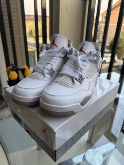 Jordan 4 “OREO”