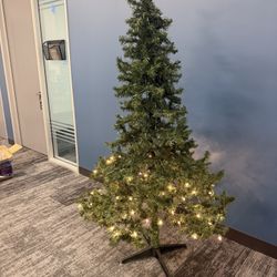 Free Christmas Tree