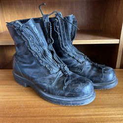 Vintage red wing steel toe boots size 9