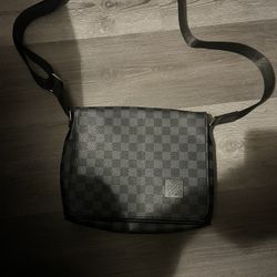Louis Vuitton Man Messenger Bag