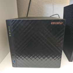 Asustor 4 Bay NAS - Optional 4TB SSD