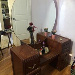 Antique Vanity 