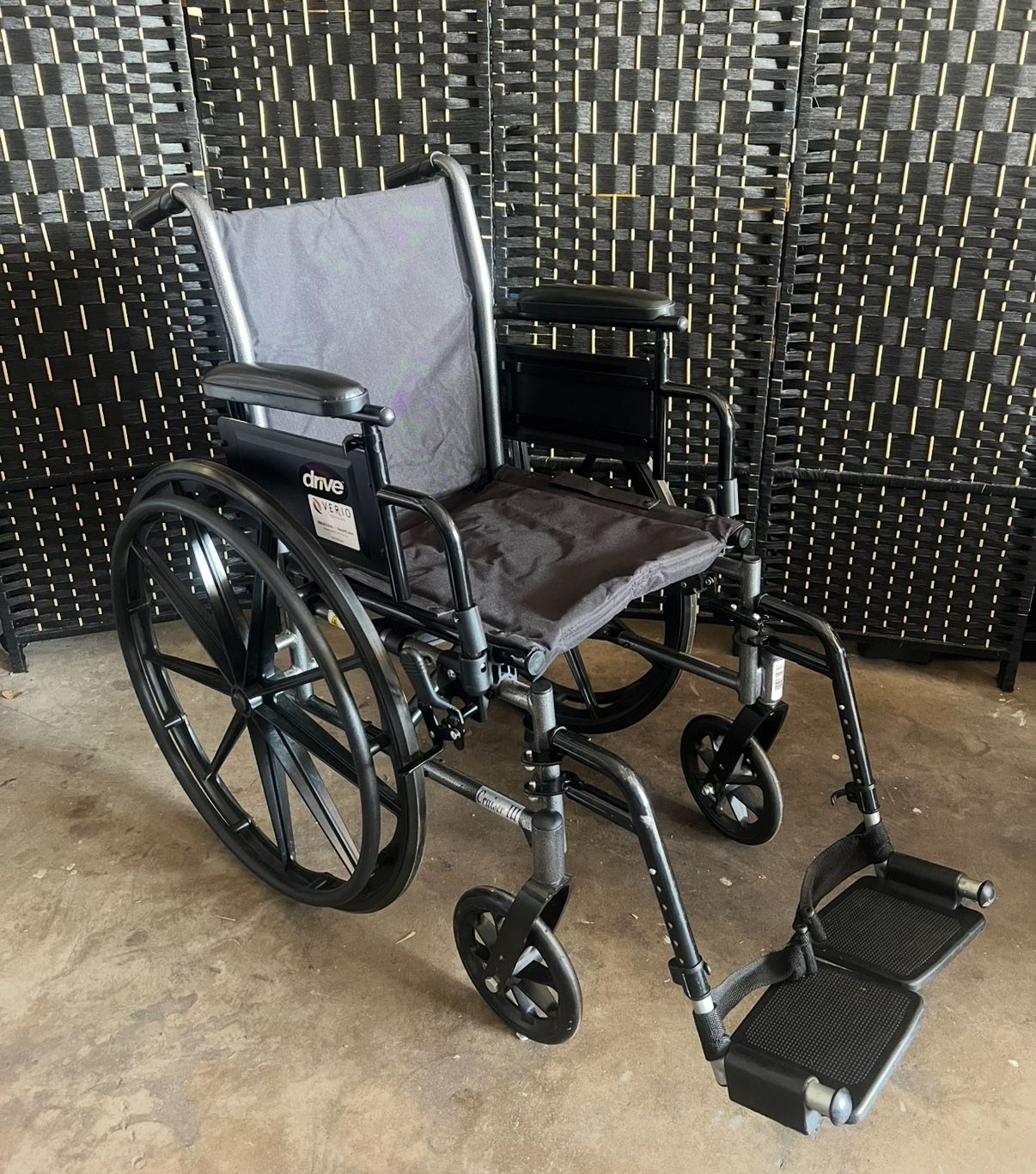 Drive Medical Cruiser 3 .