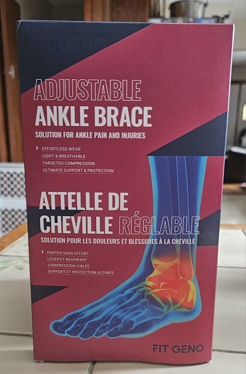 NWT ADJUSTABLE ANKLE BRACE