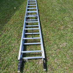 40 Foot Aluminum Ladder