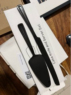 Wedding cake knife and server set