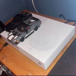 xbox one s, read description 