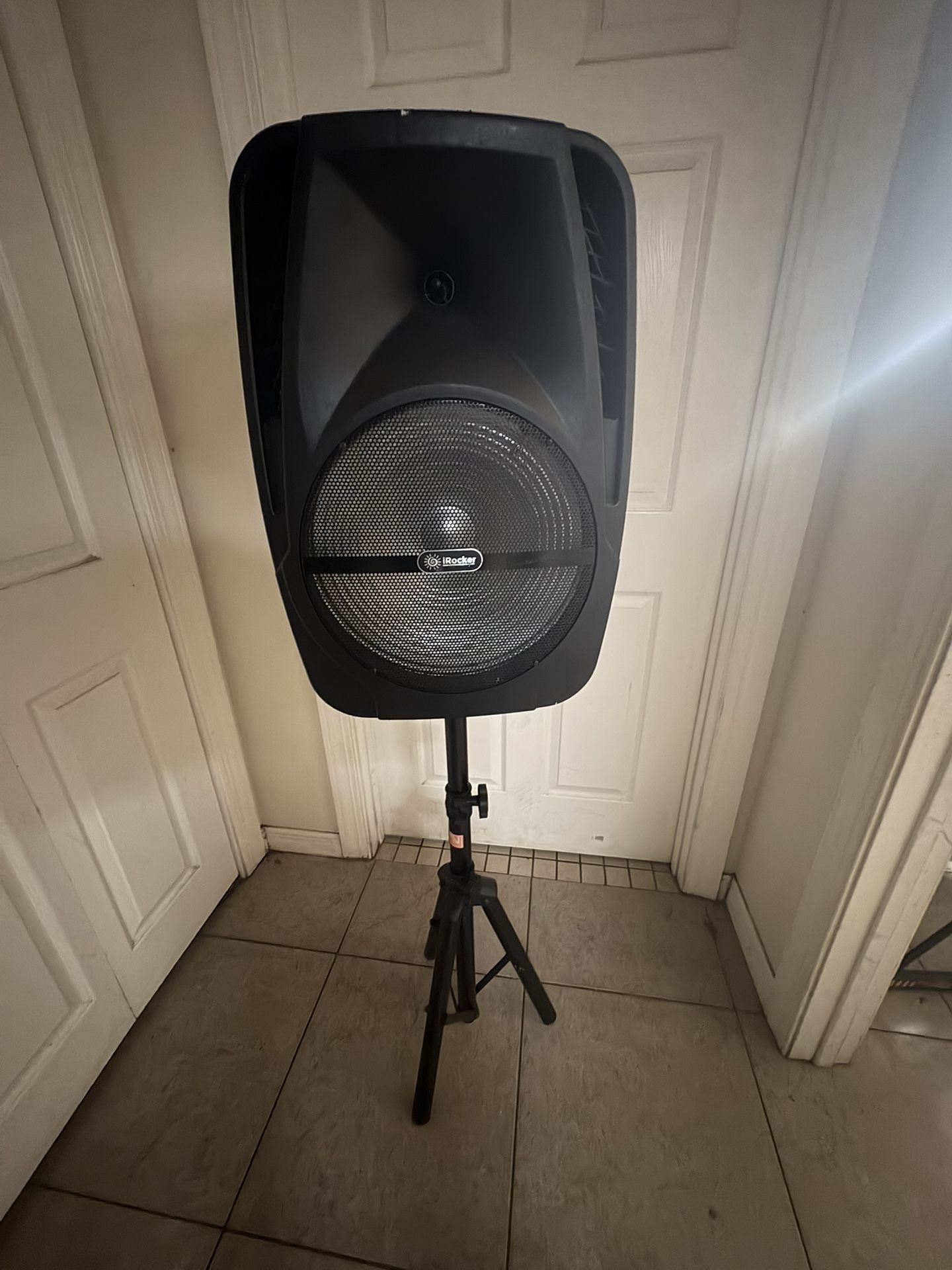 Irocker party speaker (LED)