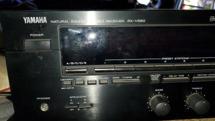 Yamaha stereo receiver RX-V590