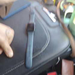 Apple Watch 44m