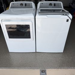 GE Washer and Dryer (set)