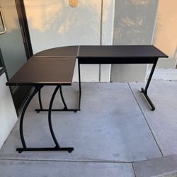 New In Box 58x44x30 Inches Tall Corner L Shape Black Office Computer Desk Table 