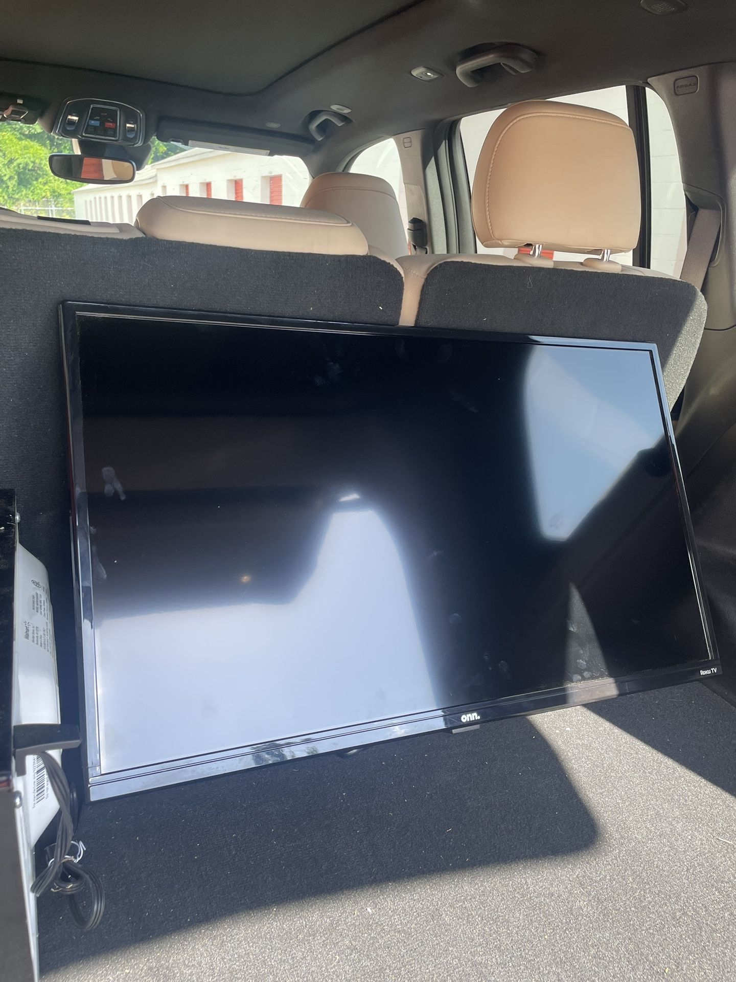 32’ Roku TV