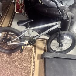 Mongoose Legion Bike