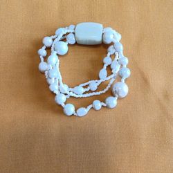 8 inch Beige Large & Small Beads Bracelet 