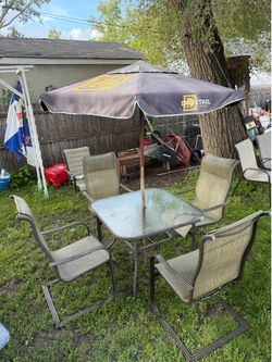 Used Patio table and chairs $50 look at my other items