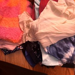 Girls clothes size 12 to 14