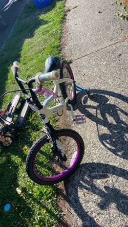 Bicycle size 18 w/. Training wheels price 15$. Pick up.  E.  Side. Tacoma
