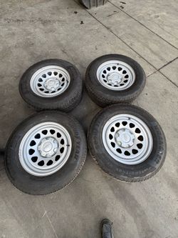 4- 2023 Factory GM Wheel Tire OEM Chevrolet Colorado GMC Canyon 2023-2025