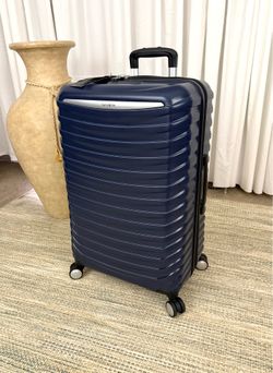 Samsonite Spin Tech 6 Medium Check-in Spinner Luggage