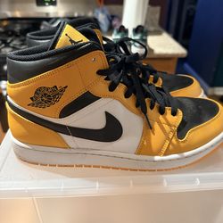 Jordan 1s Retro High OG Taxi