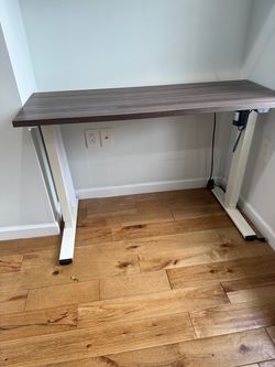 Electric Standing Desk