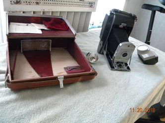 Vintage model 150 land camera