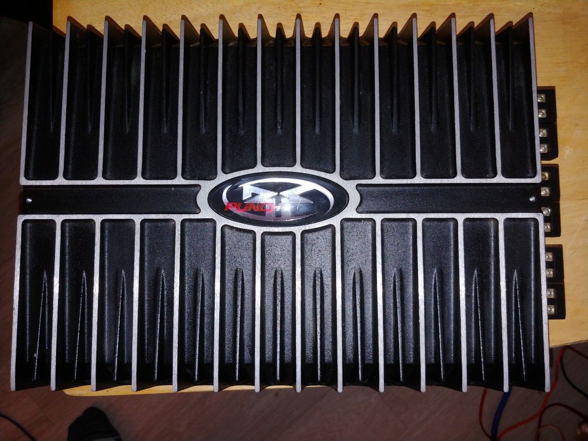 Rockford Fosgate Punch 700x 4-channel amplifier - old school quality